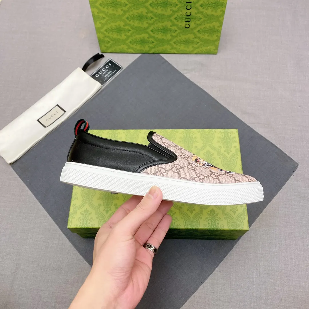 p360 The official website synchronizes the 1:1 replica🇮🇹🇮🇹"GUCCI"🔍🔍for sale at the men's 2025 counter simultaneously, 1:1 large G font, high-end 3D pattern, fashionable and casual, comfortable and breathable personality, the first choice for trendy men, imported sheepskin lining, comfortable, breathable and fashionable Trendy, a must-have for trendy men, soles: Original soles specially provided by the original factory, exclusive movable molded soles are super comfortable, original factory goods, 🔍🔍high quality, you can enter and leave the counter at will, 38-44, (45 can be customized, non-returnable or exchangeable) available from stock, you deserve it No. 005